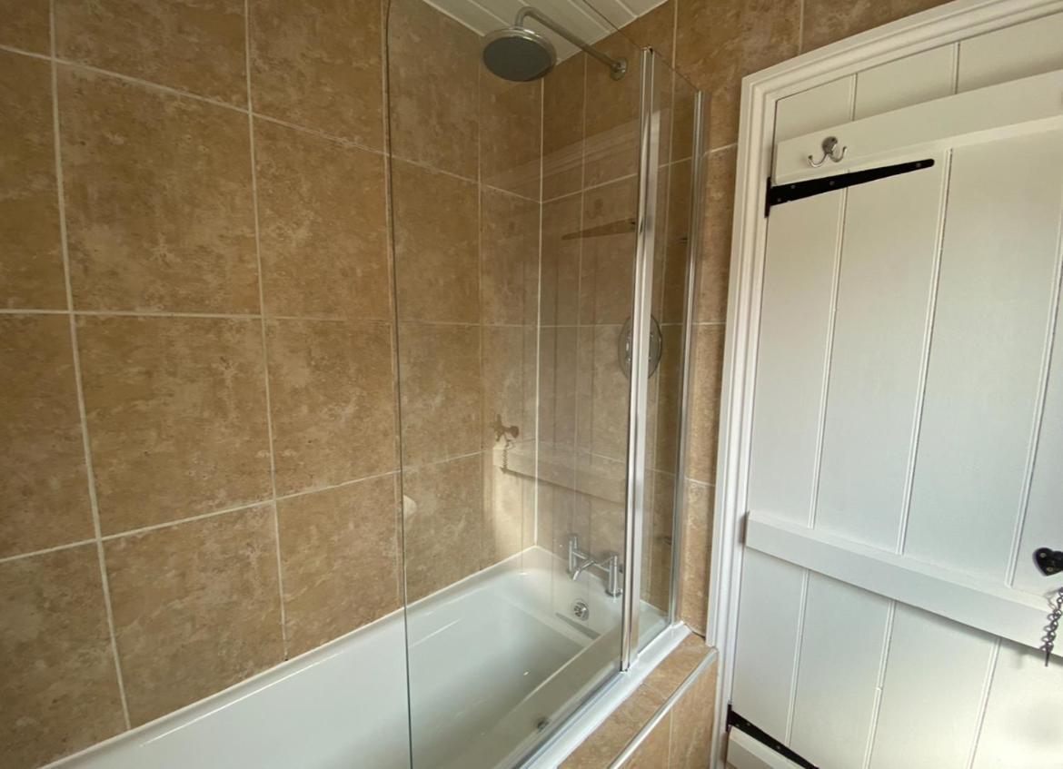 Outskirts Of Ulverston, Entire Cottage - Sleeps 4 阿尔弗斯顿 外观 照片