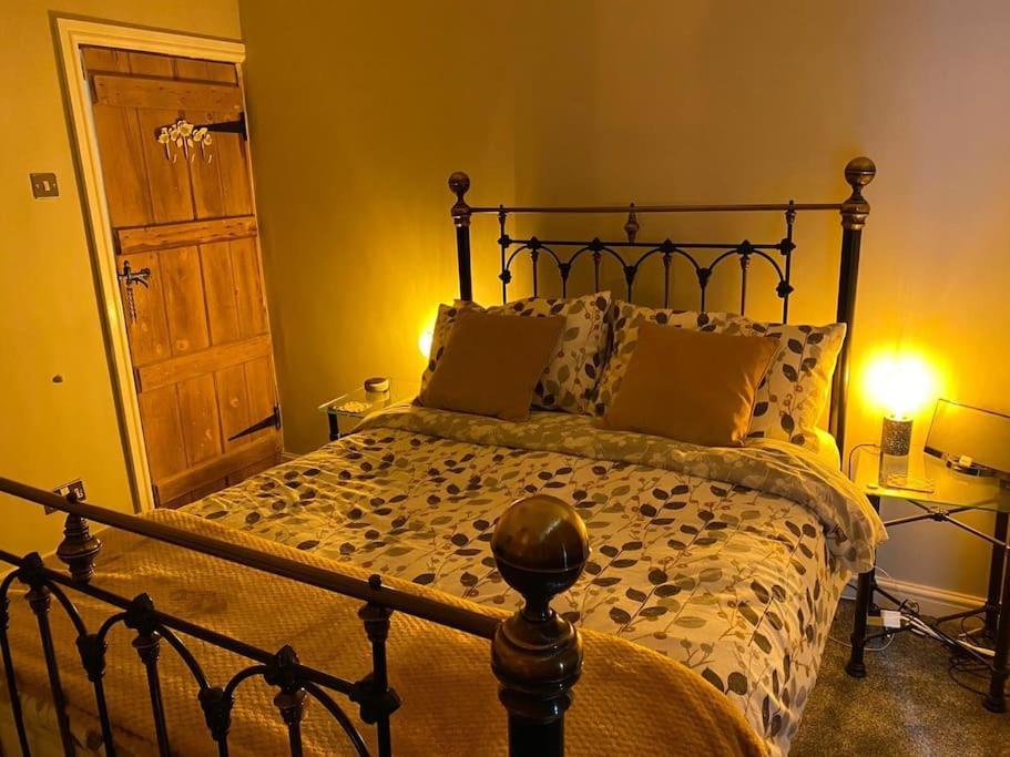 Outskirts Of Ulverston, Entire Cottage - Sleeps 4 阿尔弗斯顿 外观 照片